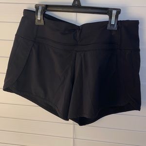Lululemon speed up mid-rise shorts (4)